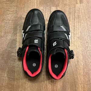 Peloton cycling shoe size 42